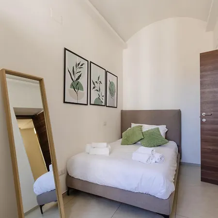 Domus Sanita - Free Wifi Apartment Neapel